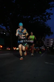 Runner Photo 4172459