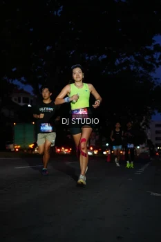 Runner Photo 4172465