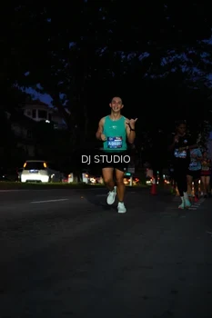 Runner Photo 4172477