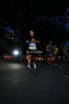 Runner Photo 4172485