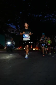 Runner Photo 4172486