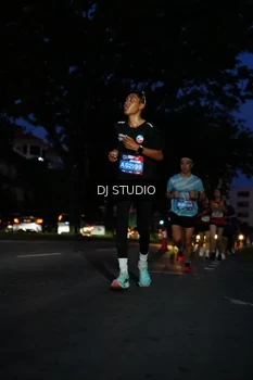 Runner Photo 4172494