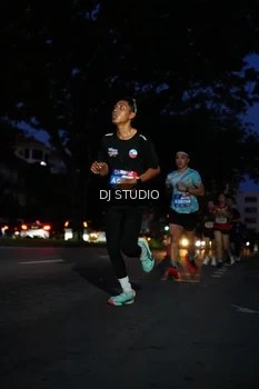 Runner Photo 4172497