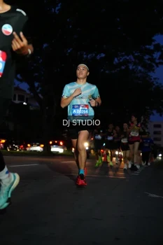 Runner Photo 4172502
