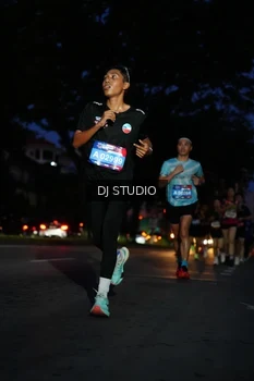 Runner Photo 4172503