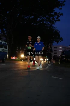 Runner Photo 4172565