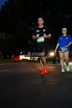 Runner Photo 4172577