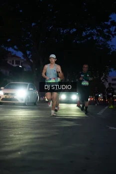 Runner Photo 4172635