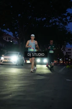 Runner Photo 4172638