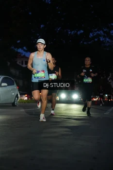 Runner Photo 4172645