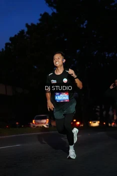 Runner Photo 4172670