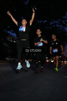 Runner Photo 4172684
