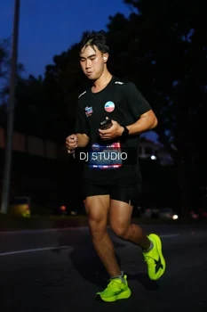 Runner Photo 4172699