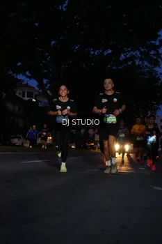 Runner Photo 4172778