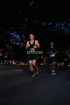 Runner Photo 4172814