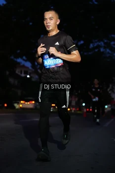 Runner Photo 4172837