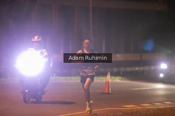 Runner Photo 4173421
