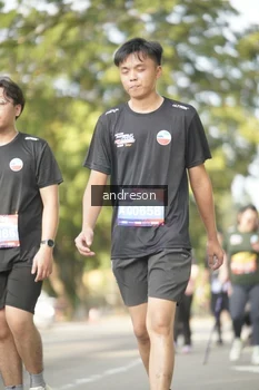 Runner Photo 4174430