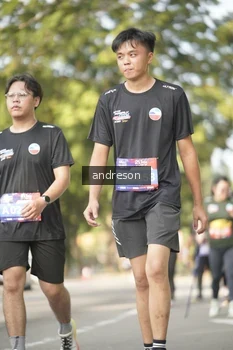Runner Photo 4174431