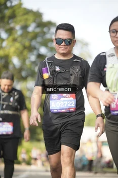 Runner Photo 4174441