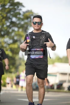 Runner Photo 4174446