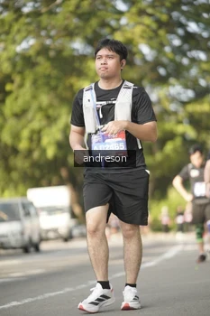 Runner Photo 4174489