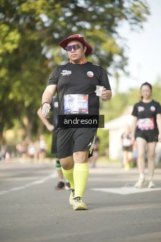 Runner Photo 4174491