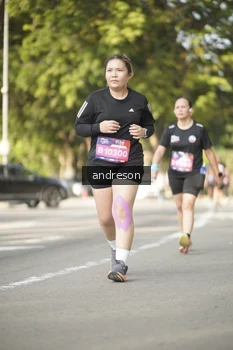 Runner Photo 4174503
