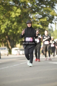 Runner Photo 4174526