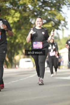 Runner Photo 4174580