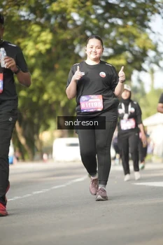 Runner Photo 4174602