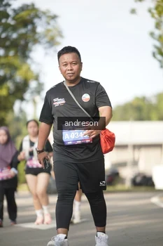 Runner Photo 4174796