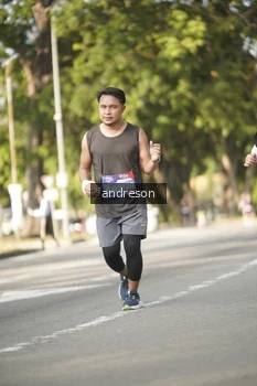 Runner Photo 4174862