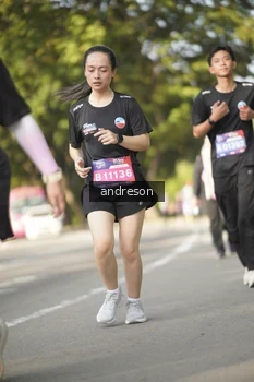 Runner Photo 4174874