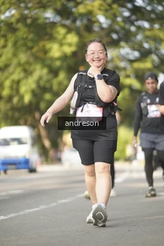 Runner Photo 4175308