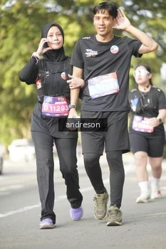 Runner Photo 4175514