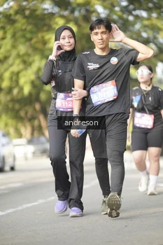 Runner Photo 4175595