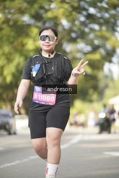 Runner Photo 4175636