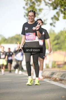 Runner Photo 4175720