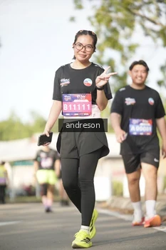 Runner Photo 4175813