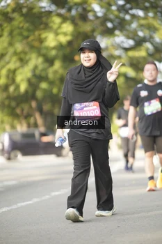 Runner Photo 4176142