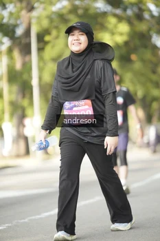 Runner Photo 4176157