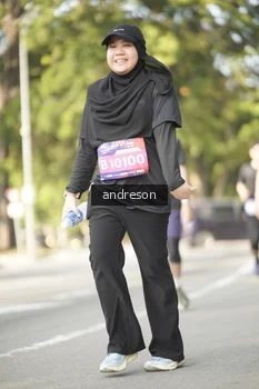 Runner Photo 4176175