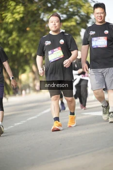 Runner Photo 4176236
