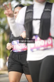 Runner Photo 4176469