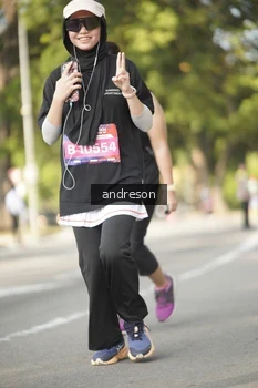 Runner Photo 4176493