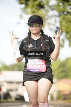 Runner Photo 4176655