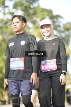 Runner Photo 4176725