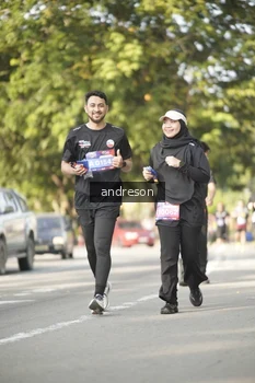 Runner Photo 4177373