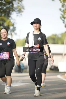 Runner Photo 4177531